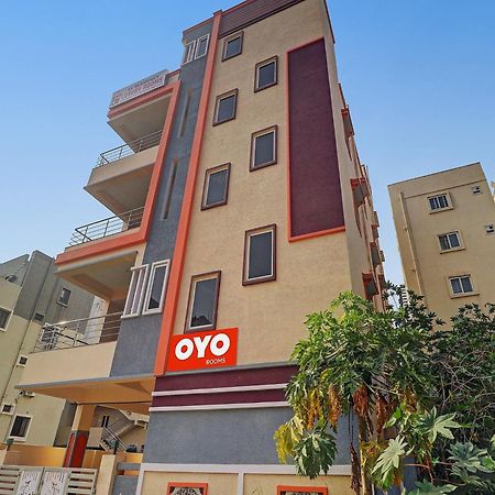 Hotel O S V Residency Kajaguda Near Gachibowli Хидерабад Екстериор снимка